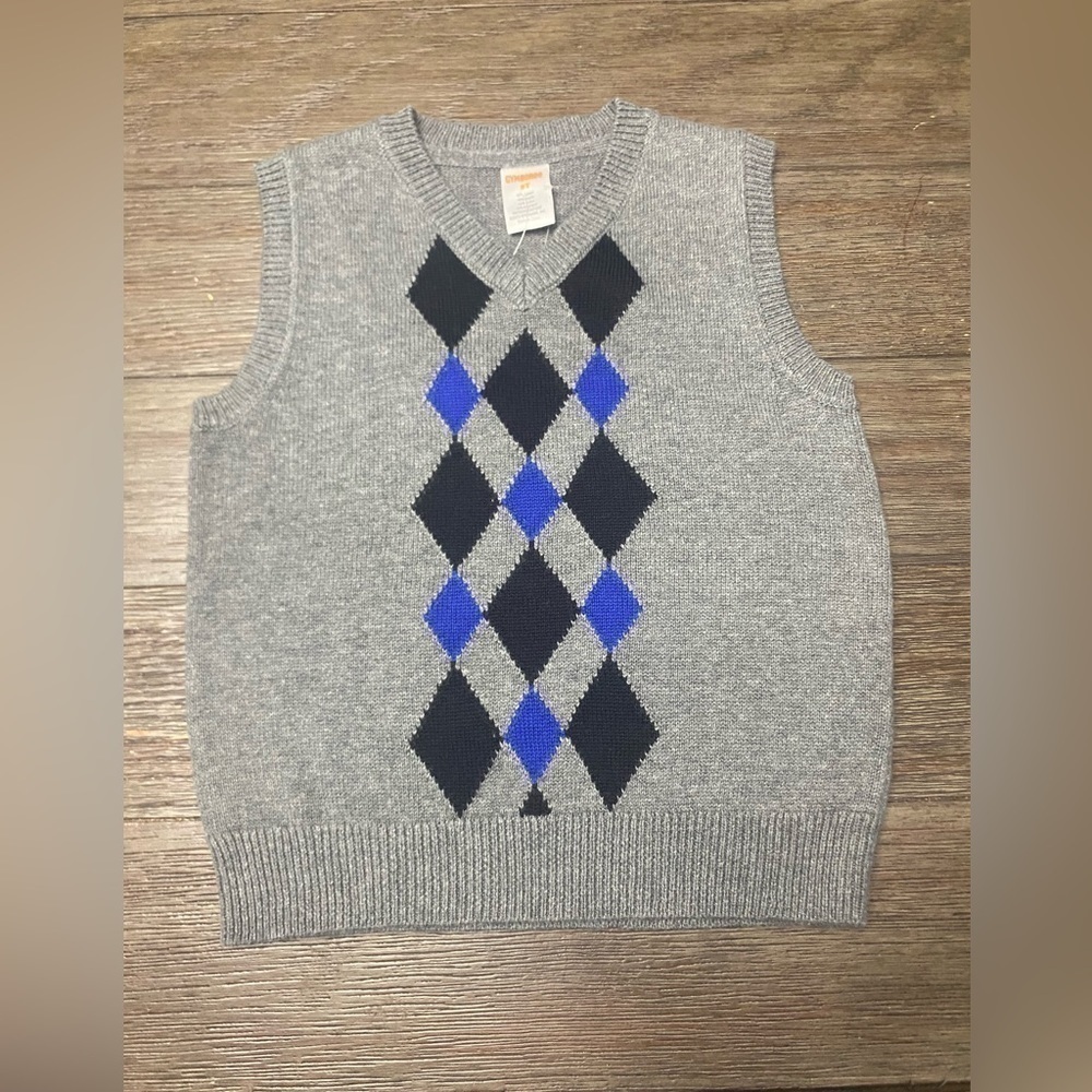 Gymboree 3T sweater vest nwt
Outerwear, church, party, school